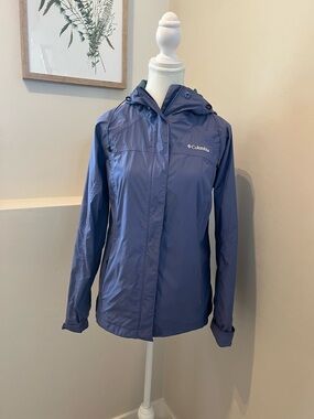 Columbia Women’s Lightweight Hooded Rain Jacket - Periwinkle Blue